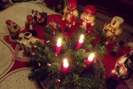 8277-weihnachtstisch-adventskranz
