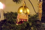 9410-christbaumkugel-haeuschen