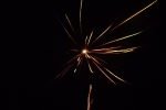 6778-feuerwerk-silvester-neujahr-explosion-rot-gruen-gelb
