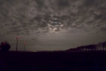 nacht-feld-wolken-mond