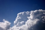 5258-quellwolken-blauer-himmel