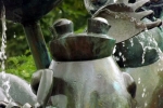 froesche-brunnen