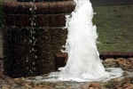 wasser-brunnen