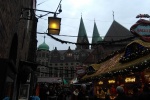 131546-laterne-weihnachtsmarkt-buden
