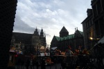 145137-weihnachtsmarkt-staende-riesenrad