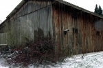 scheune-im-schnee