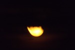 8933-mond-aufgang-hinter-wolken